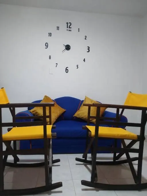 Apartamento Agradable Nuevo Μεντεγίν 0*,